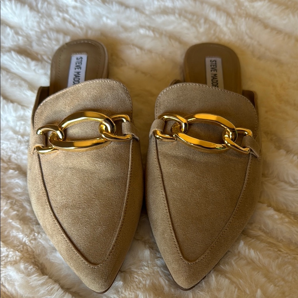Steve Madden Tan Gold Chain Mules